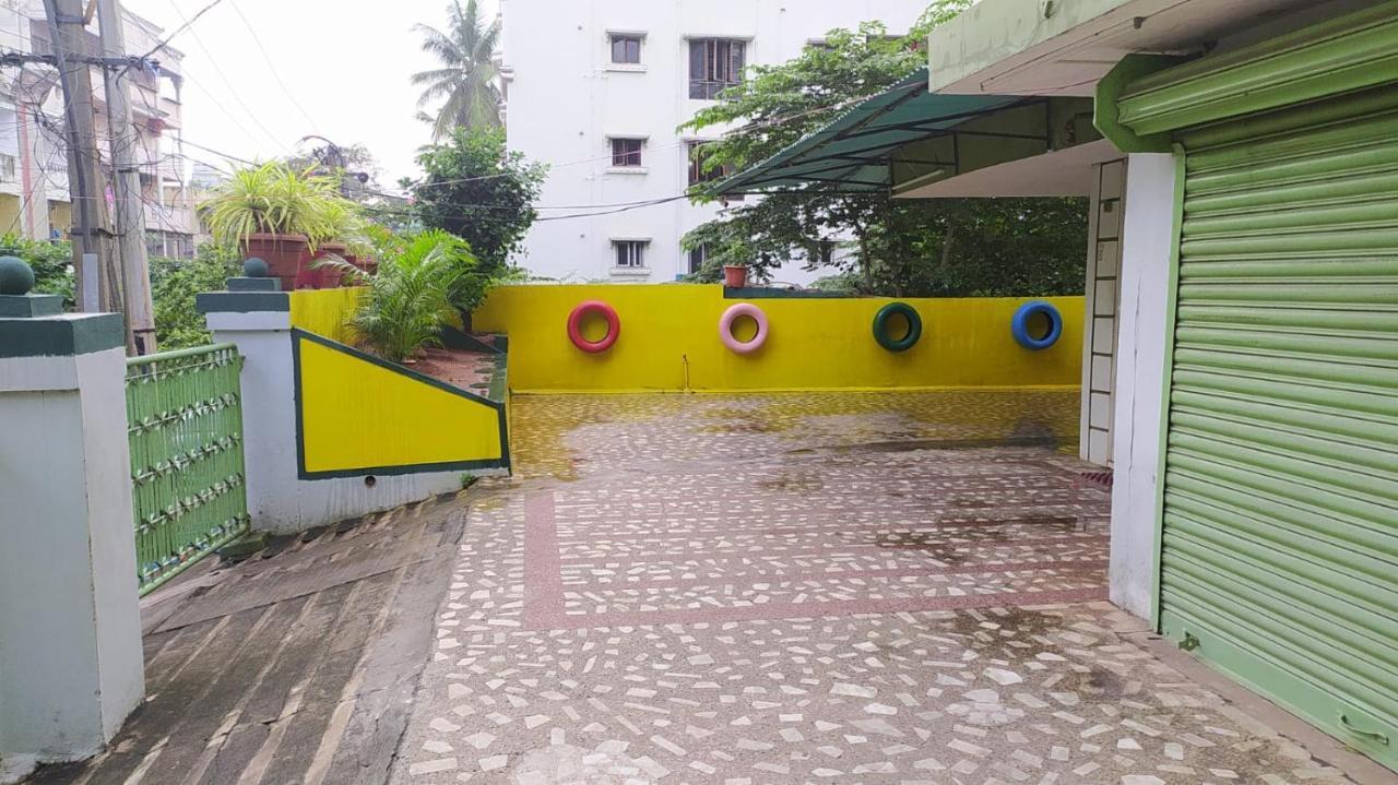 Kushi Homestay Guest House Visakhapatnam Buitenkant foto