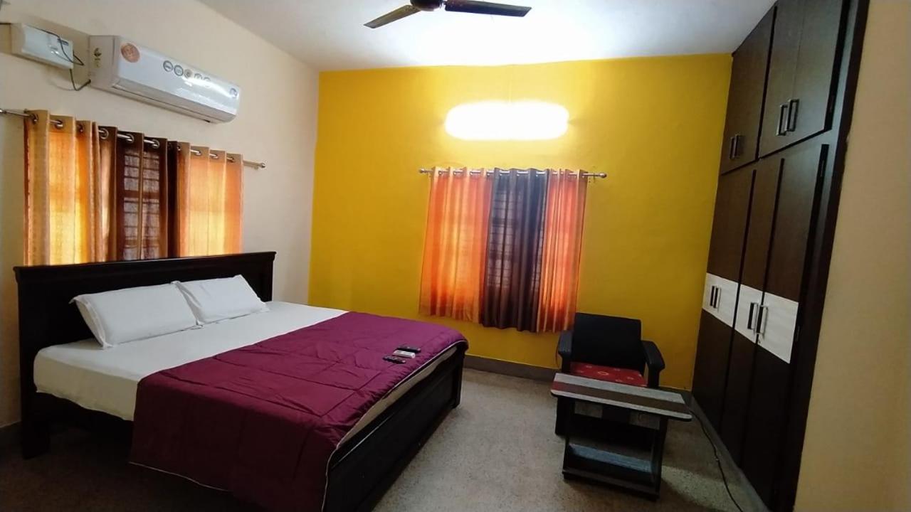 Kushi Homestay Guest House Visakhapatnam Buitenkant foto